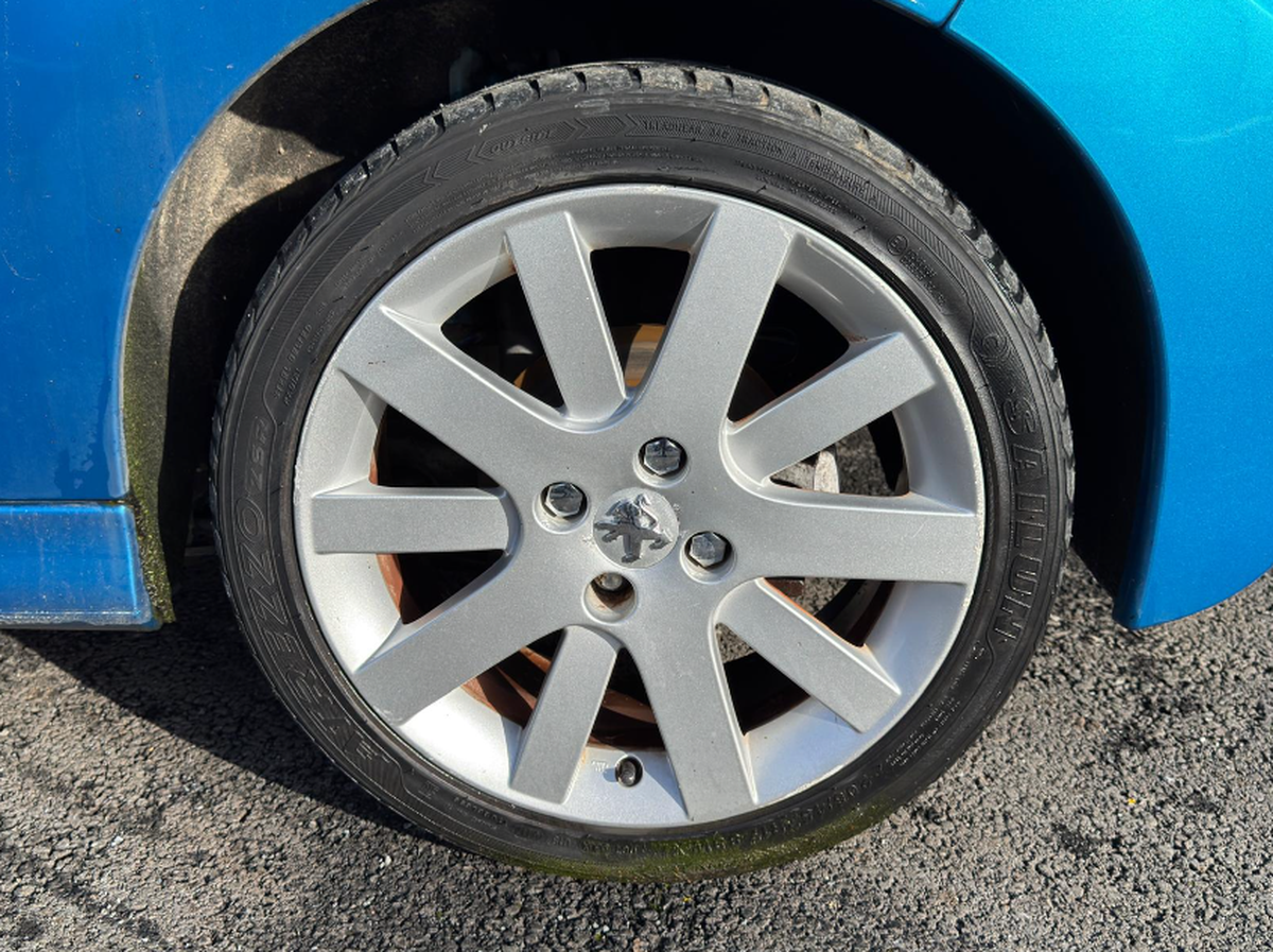 Peugeot 207 1.6 THP 150 ch BVM