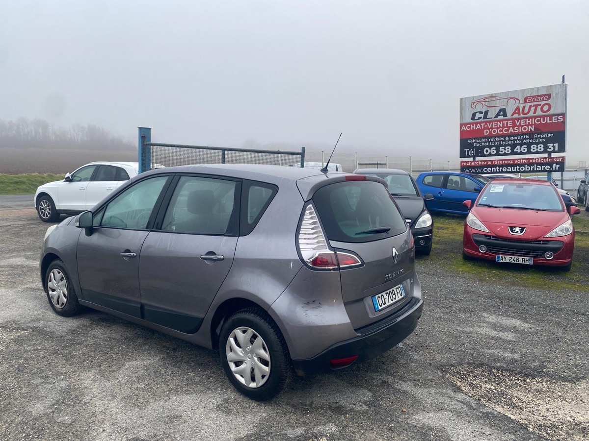 RENAULT Scenic III 1.5 dci 110cv 1ère main