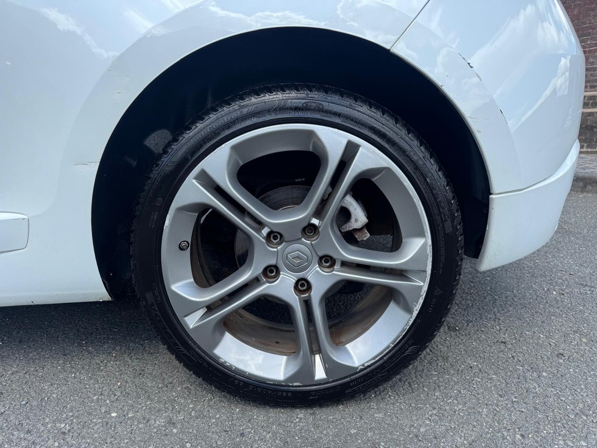 RENAULT Megane III Coupé 2.0 dCi 163 GT