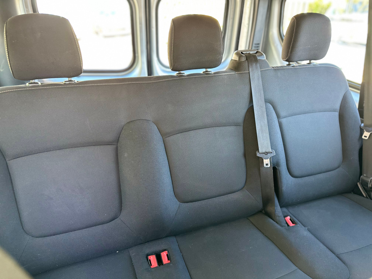 RENAULT Trafic Combi L1 1.6 dCi Energy 125 cv - CAMERA DE RECUL - CLIMATISATION - ECRAN AUTORADIO