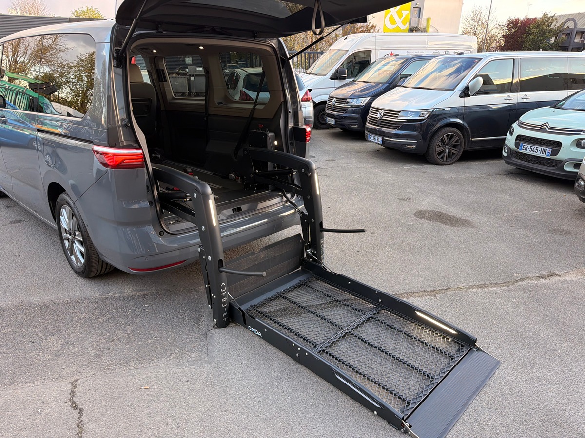 Volkswagen Multivan T7 LONG 2.0L TDi 150cv - Equiper PMR