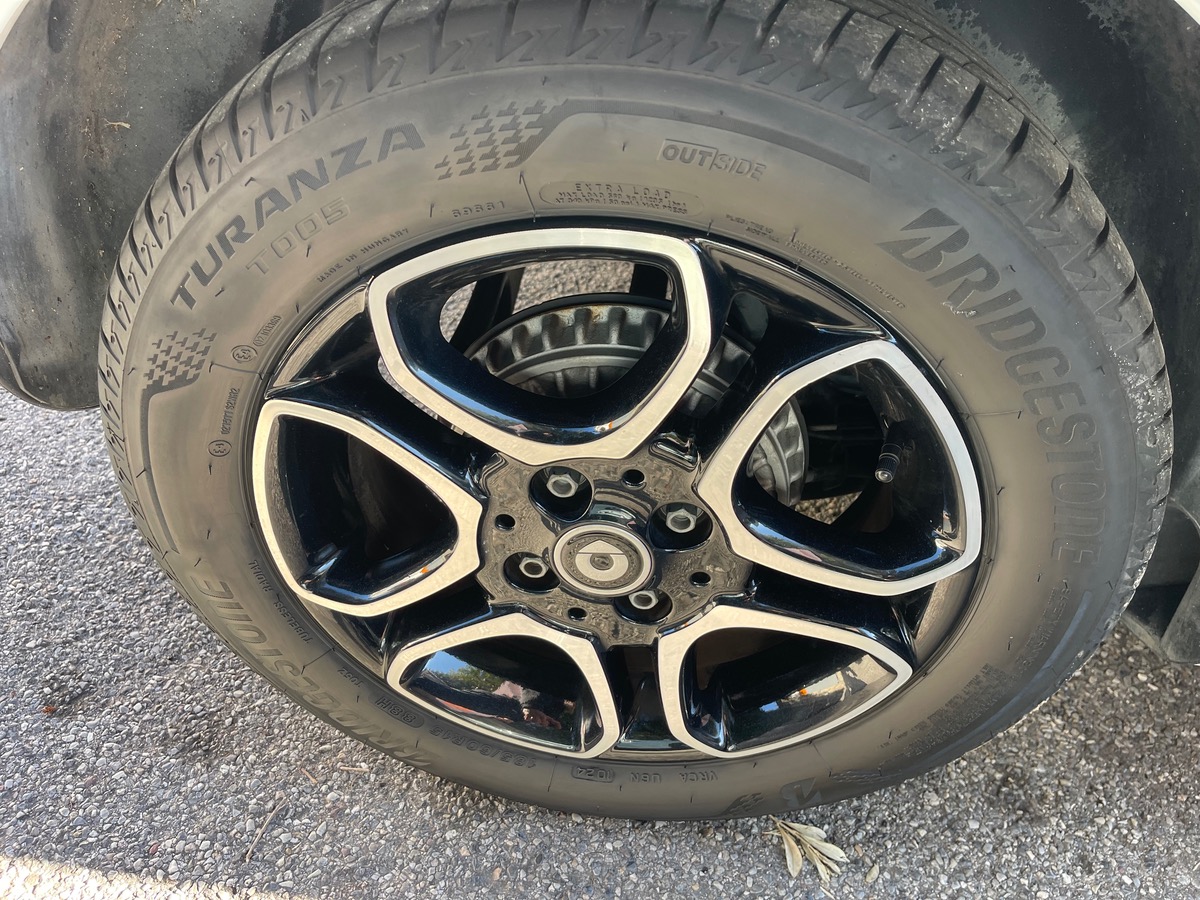 Smart FORTWO Cabriolet 90 CV / Caméra de recul / GPS / Jantes / KM Réel