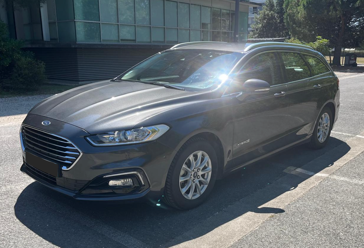 Ford Mondeo Break Titanium Business Hybrid 2.0 (187 ch)