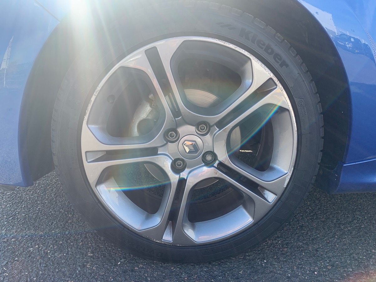 RENAULT Clio IV 120 ch | GT | Dernière vidange à 124924 kms | GPS Cartographique |Toit en verre fixe
