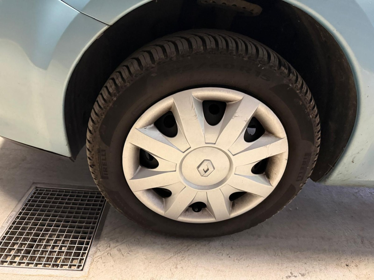 RENAULT Modus 1.5 DCI 86 CH KIT DISTRIBUTION A JOUR