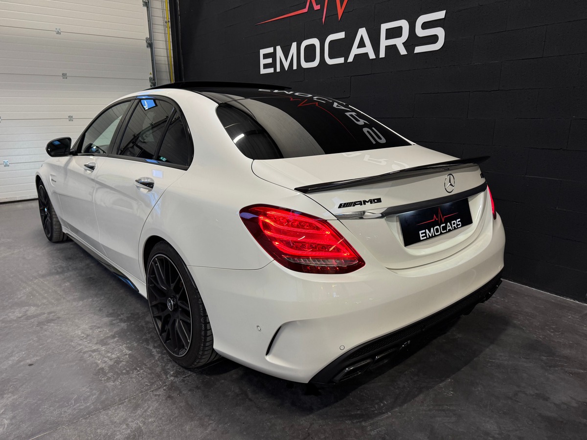 Mercedes-Benz Classe C 63S AMG SPEEDSHIFT V8 510CH