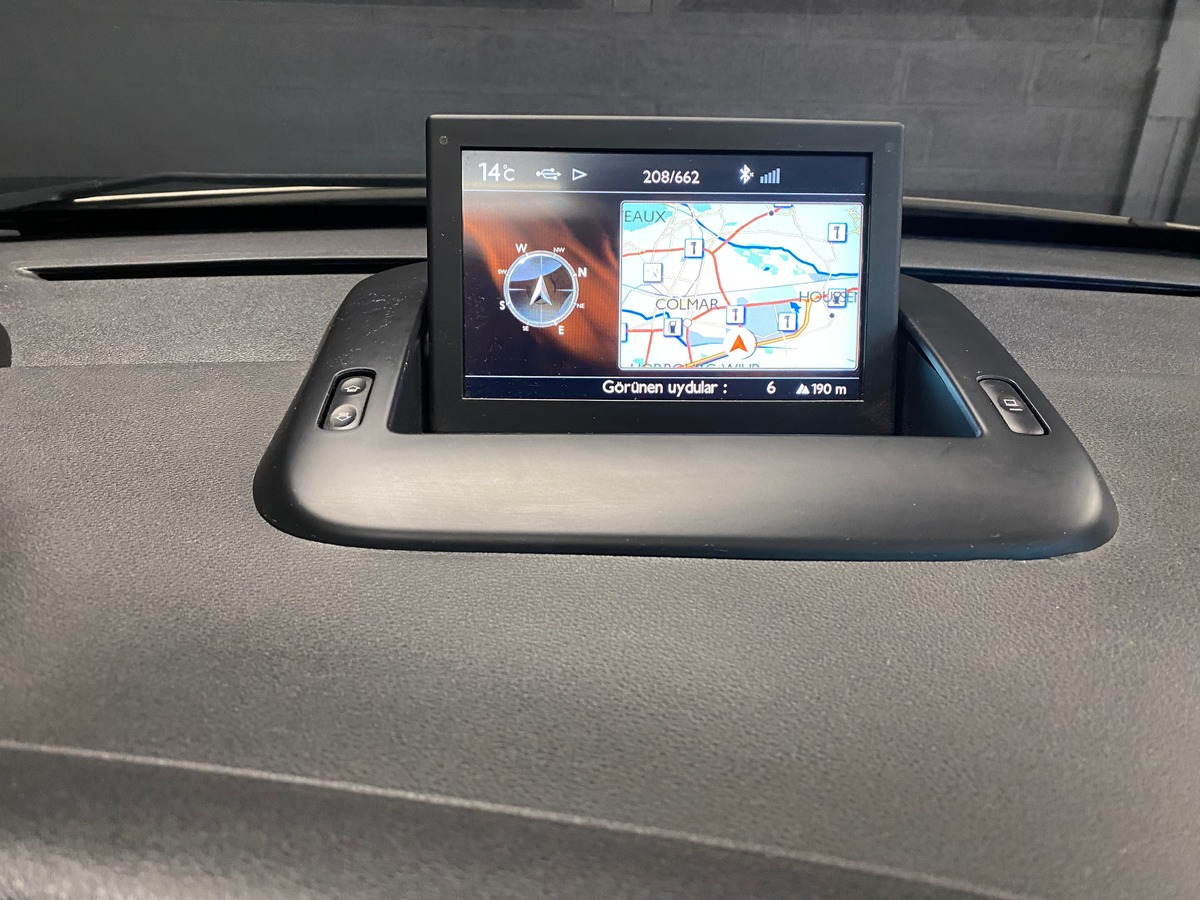 Peugeot 3008 1.6 BlueHDi 120ch EAT6 Allure