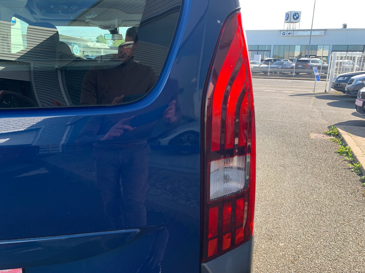 Peugeot Rifter 130 ch | Standard | Allure | Apple car Play | Régulateur de vitesse | Radar arriére