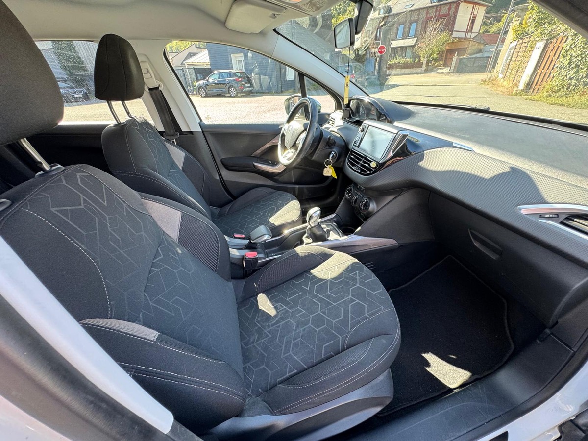 Peugeot 2008 STYLE 1.6 BlueHDi S&S 100cv - Garantie