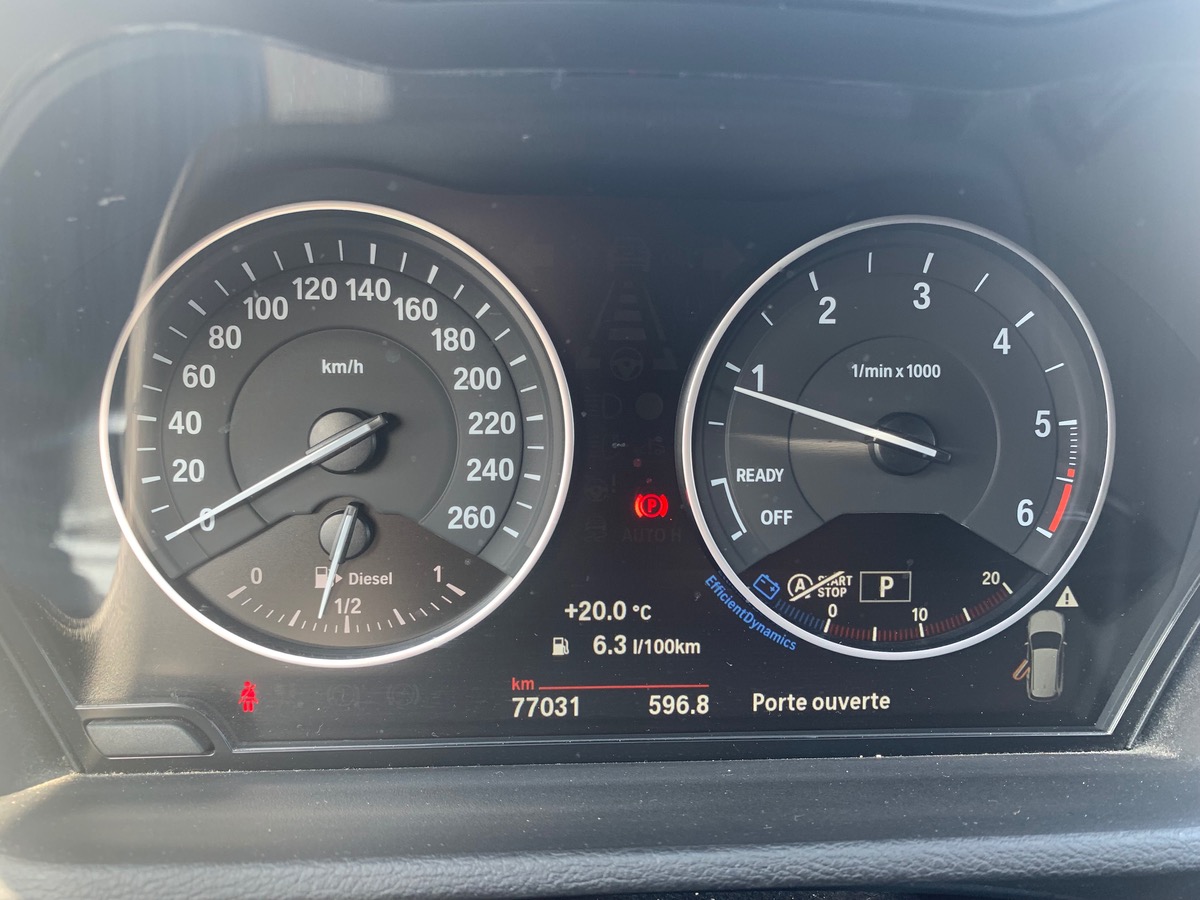 Bmw X1 X DRIVE | GPS Cartographique | Sellerie Tissu/Alcantara | Radar de stationnement AR.