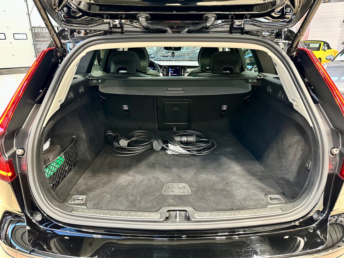 Volvo V60 II T8 390 Twin Engine Inscription Geartronic 8 Options+++ c