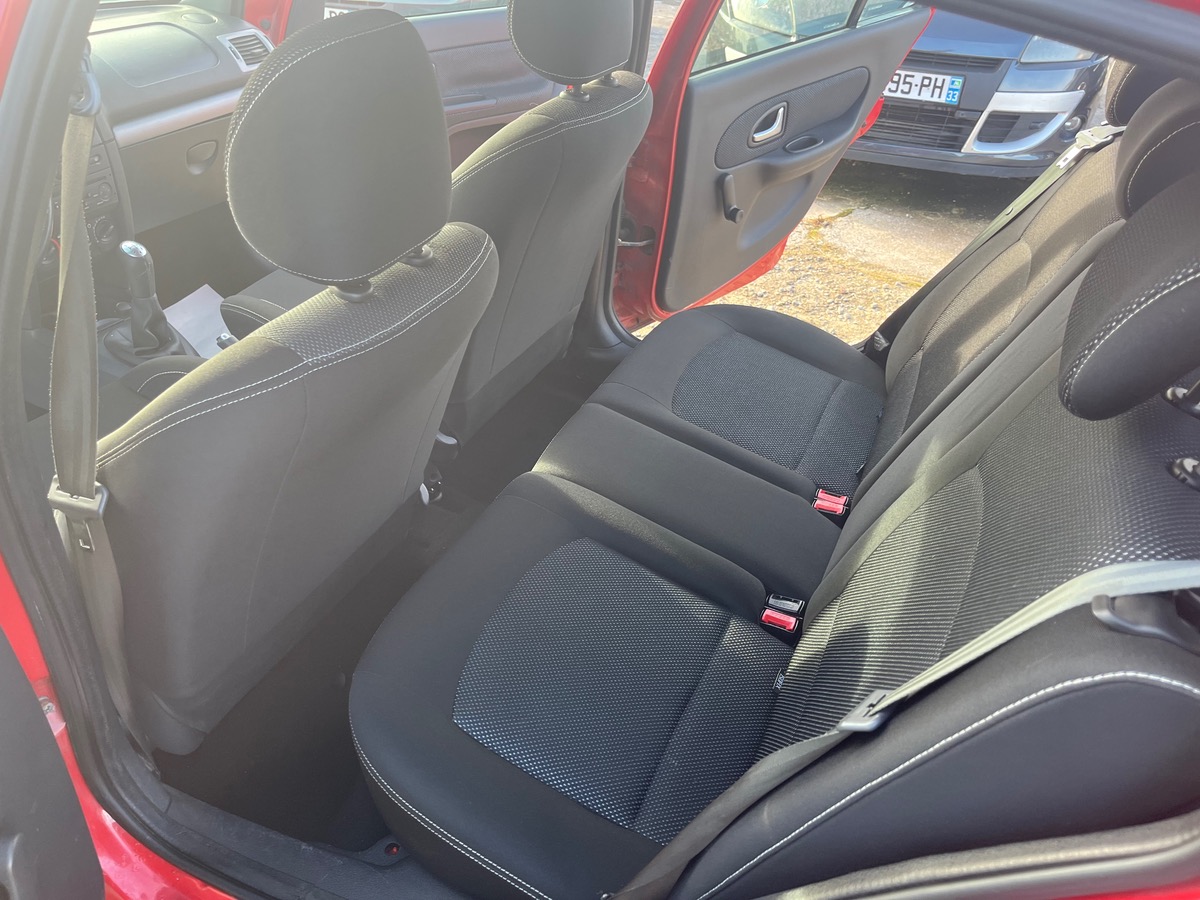 RENAULT Clio 1.5 dci 128195km