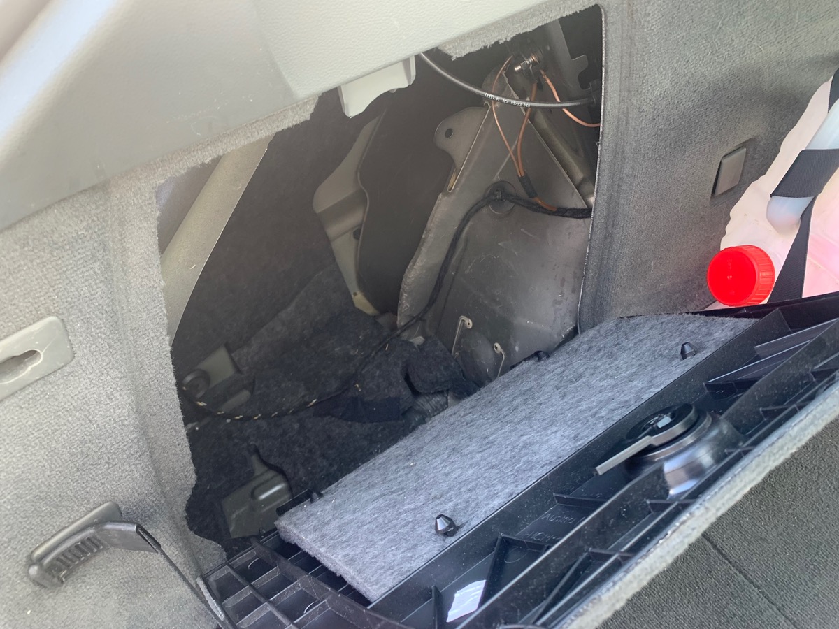 Audi A6 Avant 204 ch | V6 | Radar de stationnement avant arriére | Régulateur vitesse | GPS | Cuir