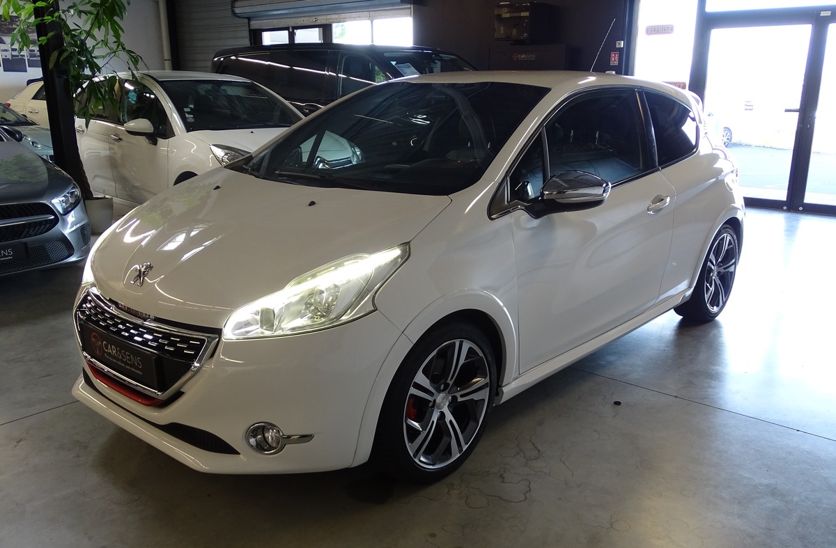 Peugeot 208 1.6 GTI 200ch BVM6
