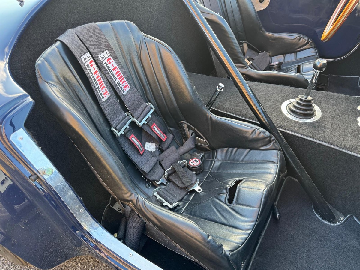 AC Cobra 289 FIA 6.4/390 Edelbrock 450cv - Restauré