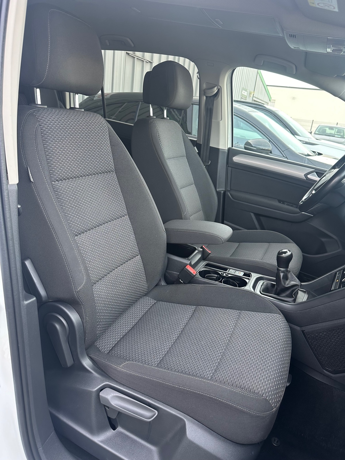 Volkswagen Touran 1.6 TDI 115CH CONFORTLINE BUSINESS