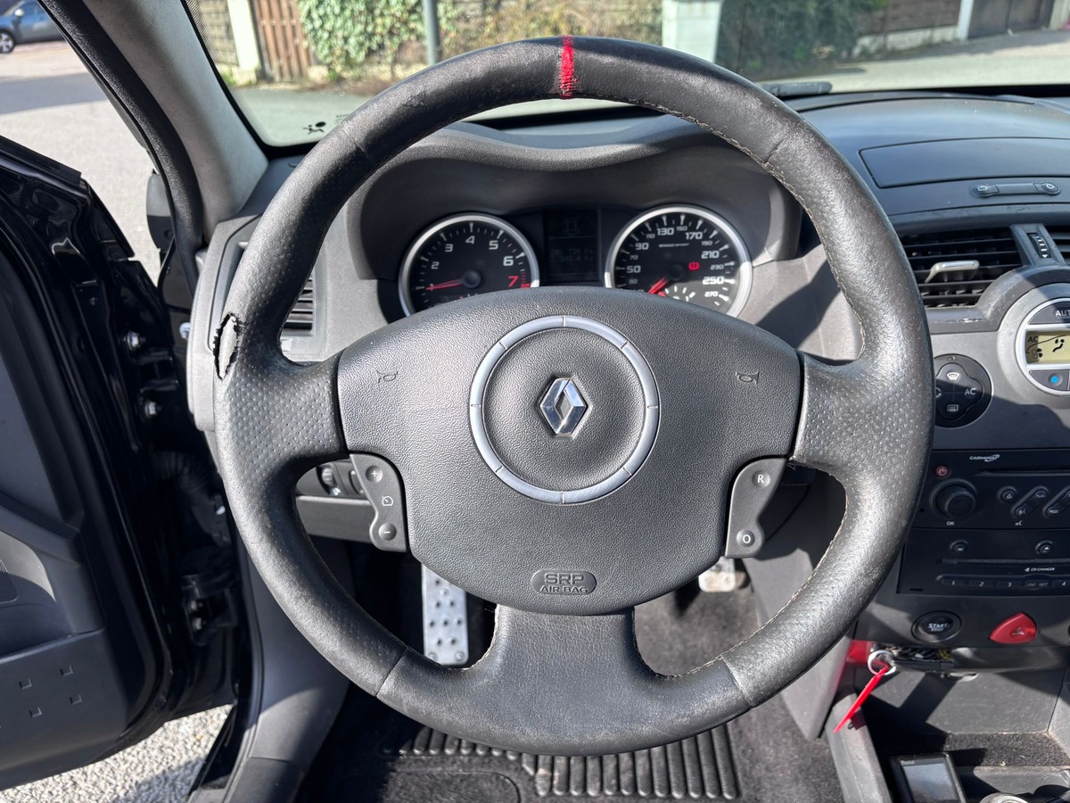 RENAULT Megane II RS 2.0 Turbo DEUXIEME MAIN FRANCAISE - Révisée - Garantie