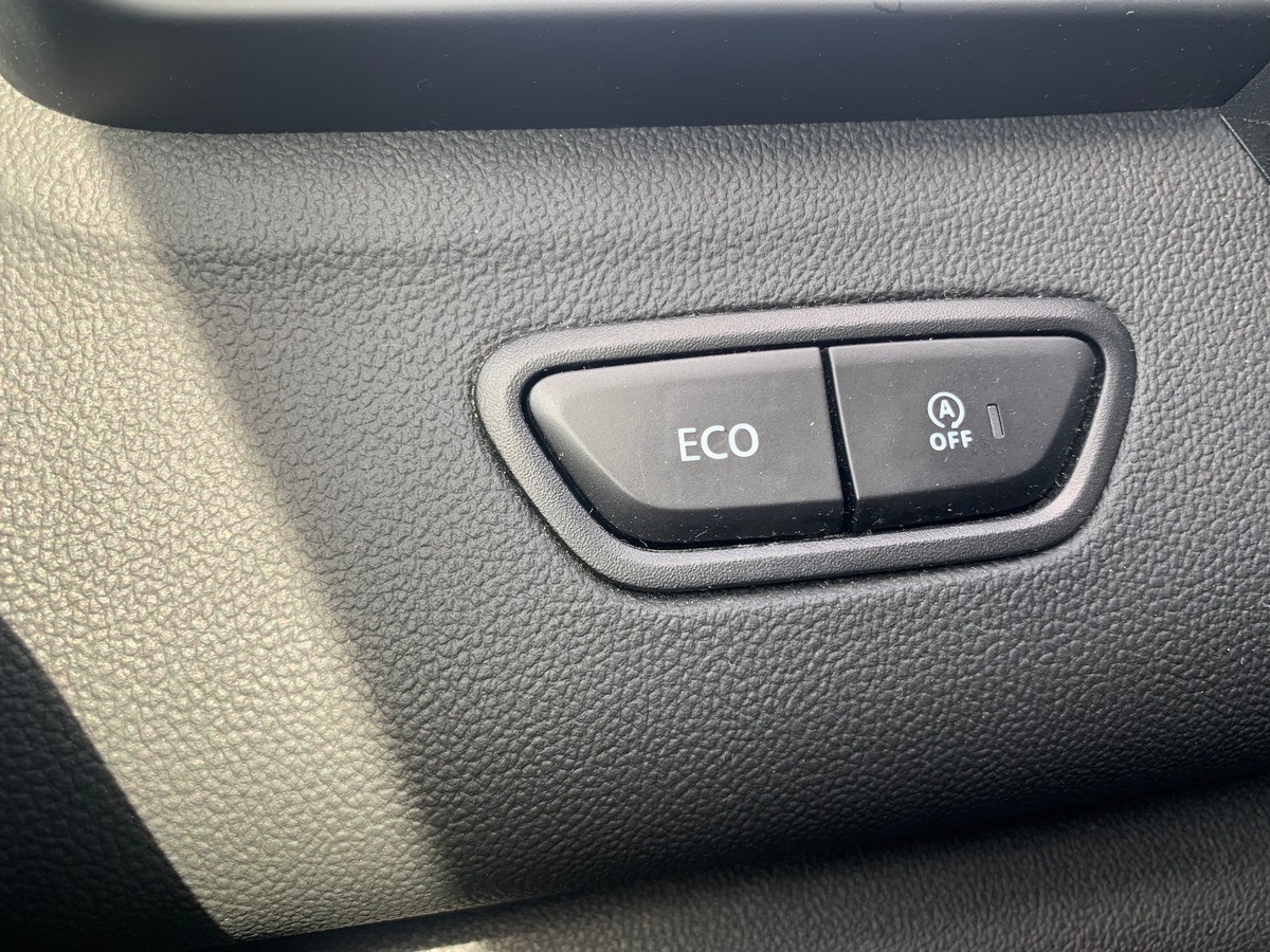 RENAULT Kadjar 130 | Intens | Caméra recul | Régulateur vitesse | Attelage amovible | Roue secours