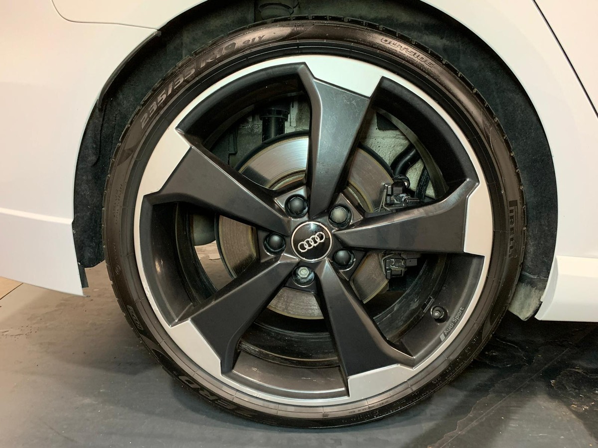 Audi RS3 2.5 TFSI 400ch quattro S tronic 7