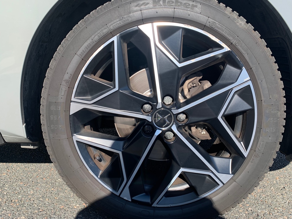 DS DS 4 130 | Cross Rivoli | FOCAL Electra | Régulateur vitesse adaptatif | DS MATRIX LED VISION