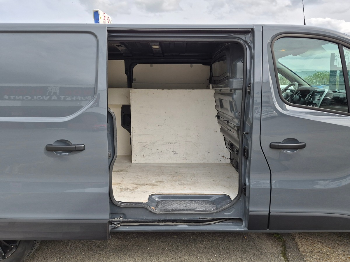 RENAULT Trafic DCI 170 BVA GRAND CONFORT L2H1