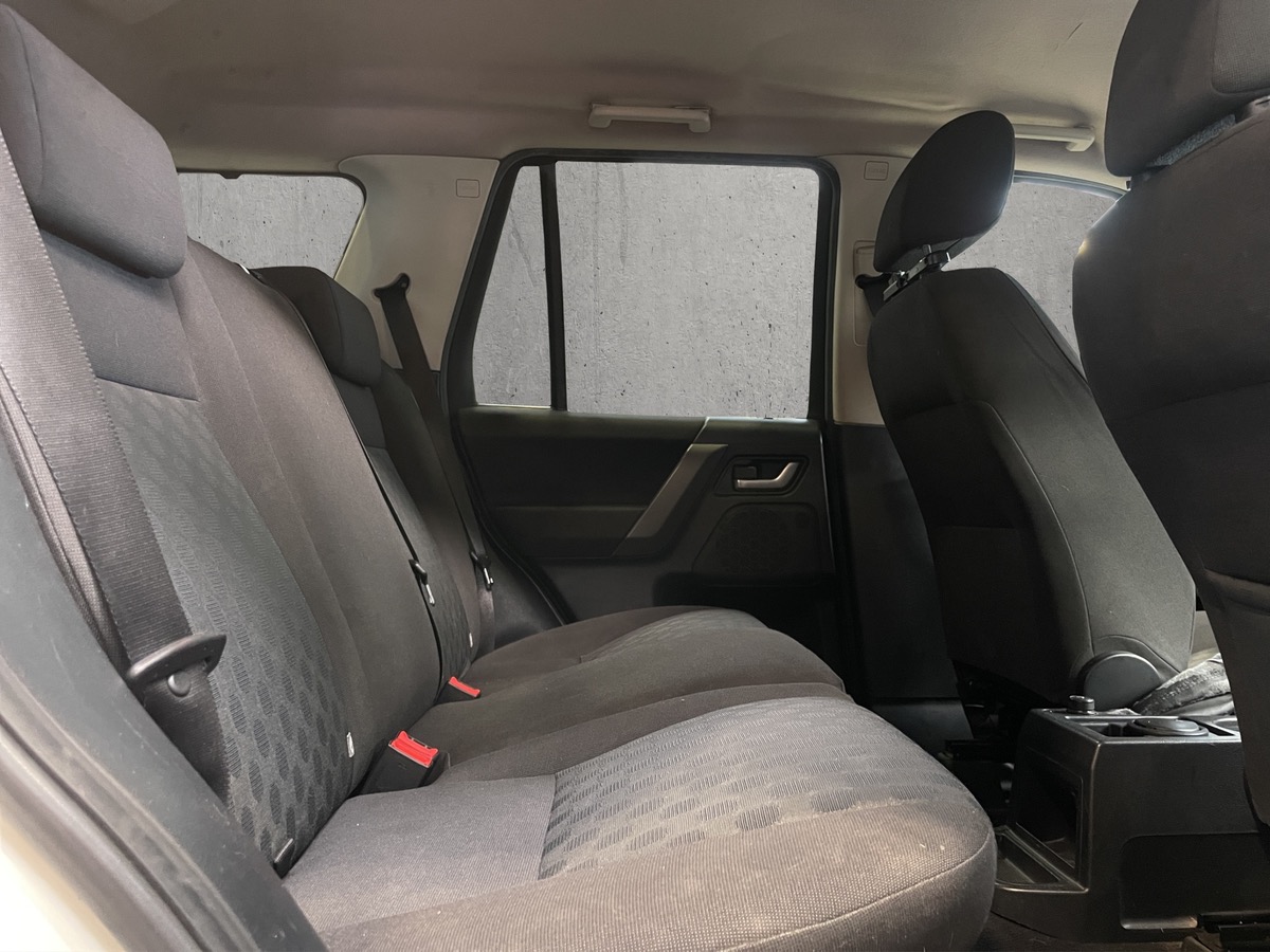 Land-Rover Freelander (2) - 2.2L TD4 S 4x4 160CH - ENTRETIENS DISPONIBLE