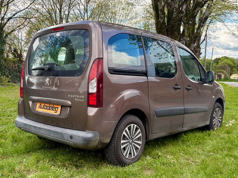 Peugeot Partner TEEPEE 1.6 HDI 92CV - DISTRIBUTION FAIT