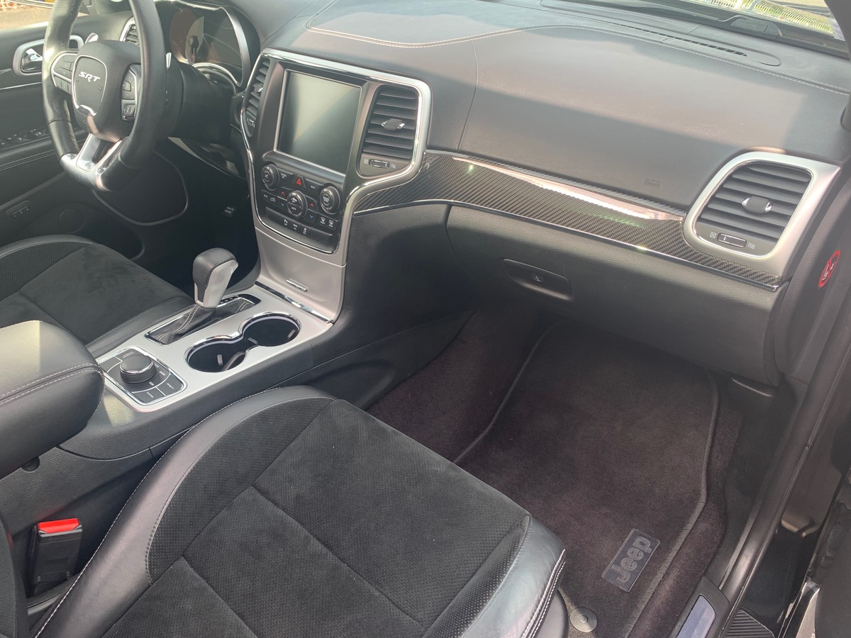Jeep Grand Cherokee 468 ch | SRT | Attelage amovible | GPS | Caméra de recul