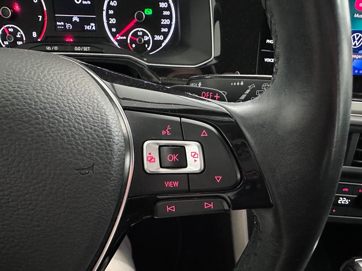 Volkswagen Polo VI 1.0 TSI 95 5CV CARAT DSG7