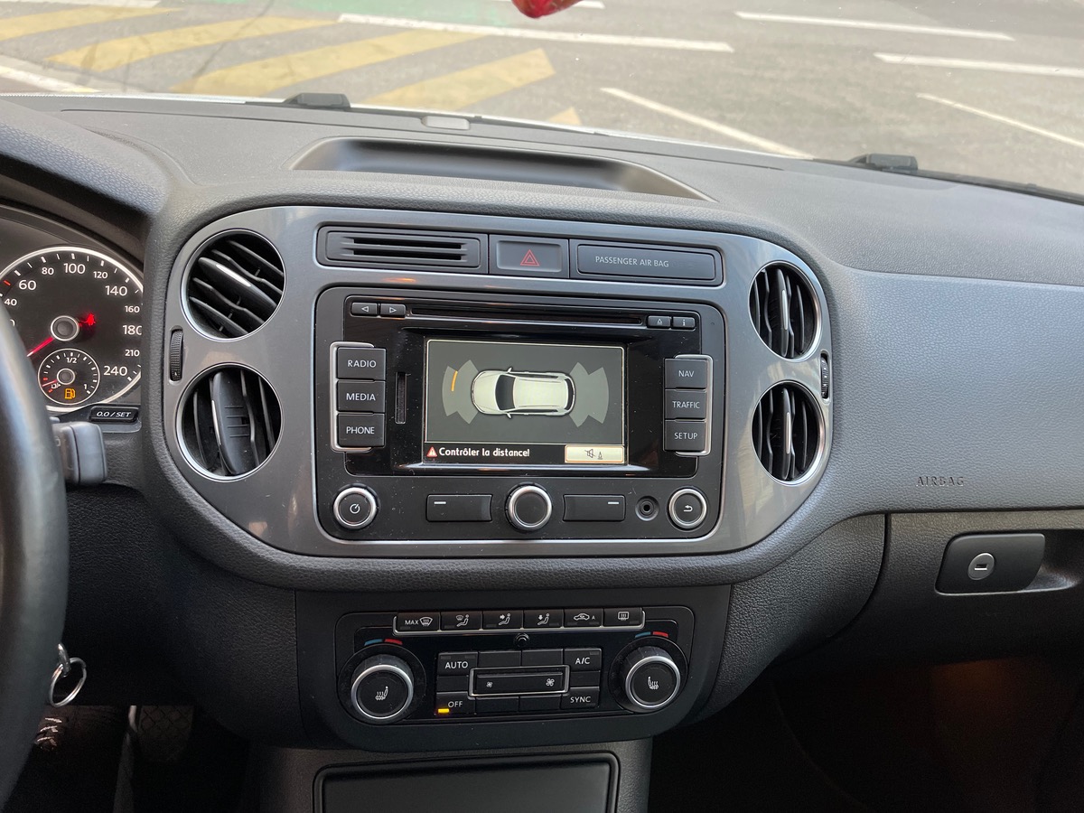 Volkswagen Tiguan 2.0tdi Phase 2 110CV CARAT/TOIT