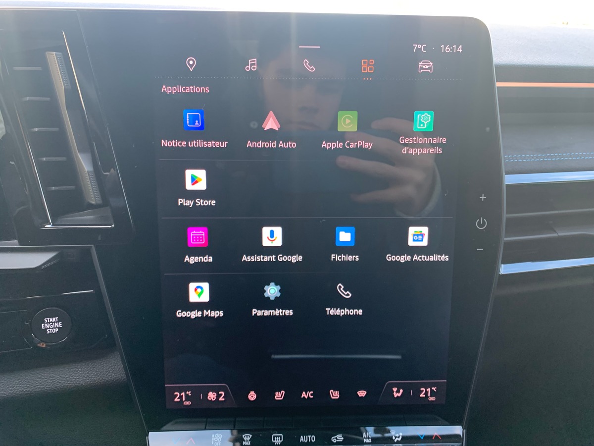 RENAULT Espace 200 | E-TECH | Esprit Alpine | 7 Places | Caméra de recul | Pack Advanced Driving