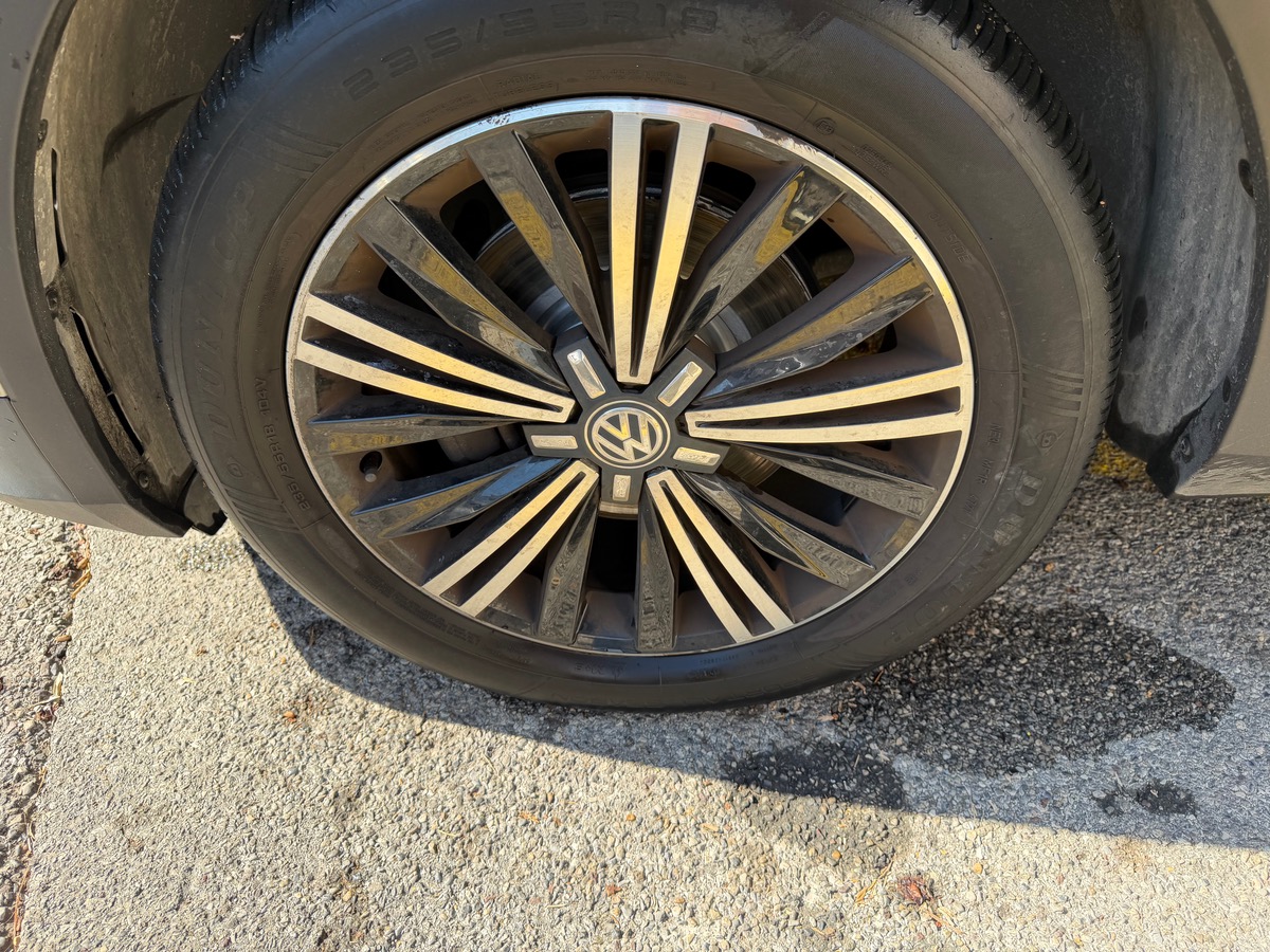 Volkswagen Tiguan 1.4 TSI 150 CV / Carat / Toit Ouvrant / Caméra /Virtual/  Voyant SOS