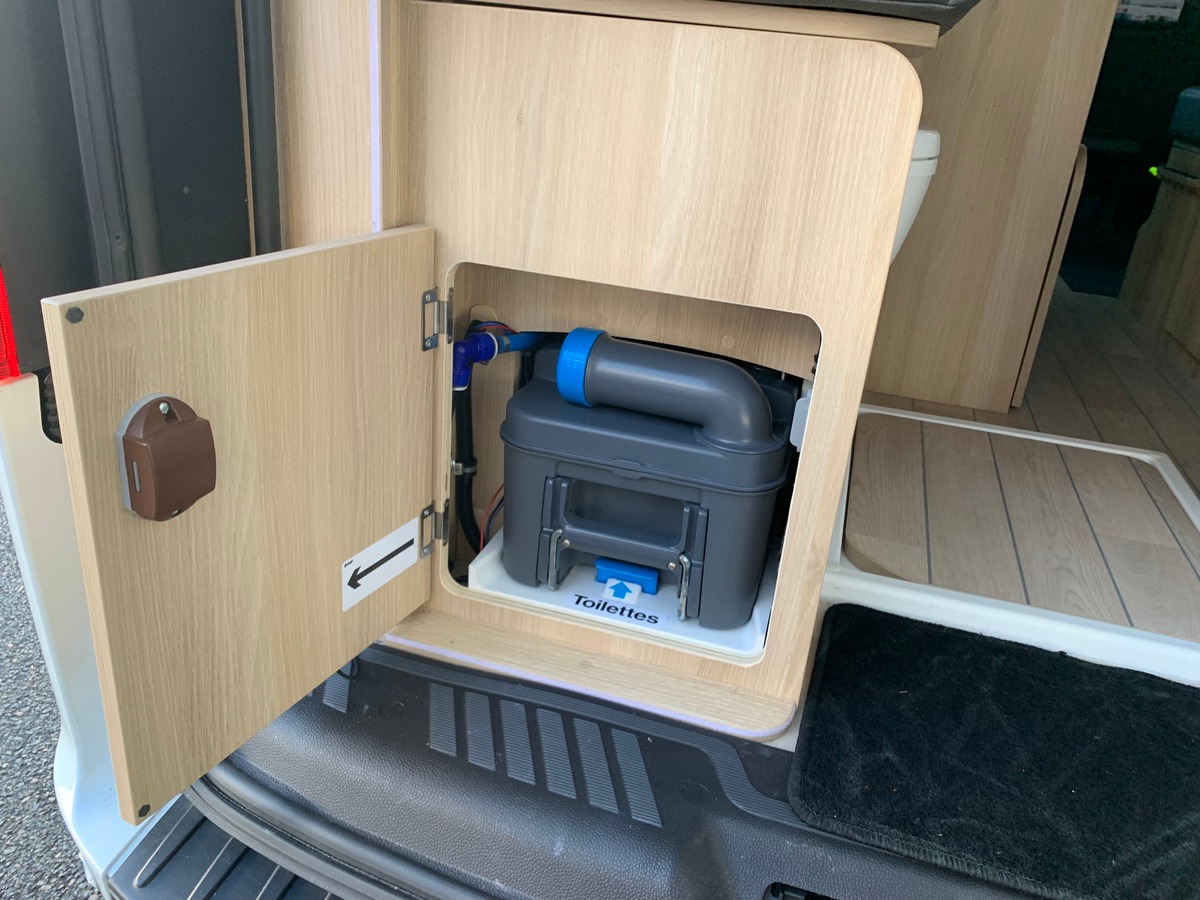 Ford CAMPEREVE 130 chevaux | Premiére MAIN | Cap Land | Caméra de recul | Apple car play