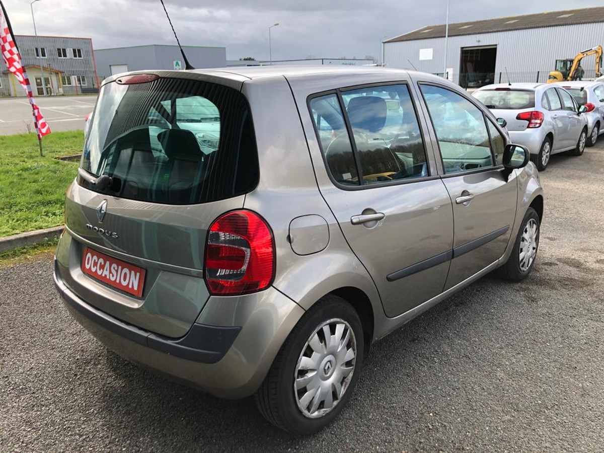 RENAULT Modus 1.2 16v