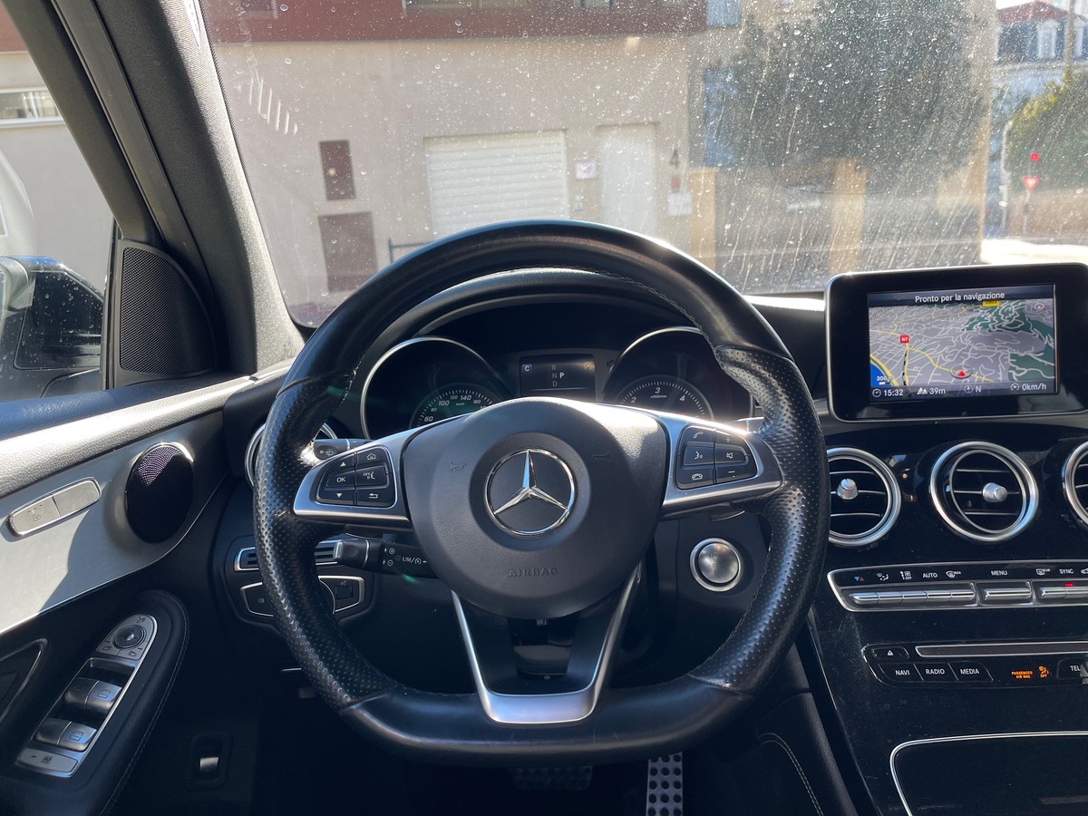 Mercedes-Benz Classe GLC 220 D 170 CV / Pack AMG / Jantes AMG / Pack Black/ Caméra /9G TRONIC