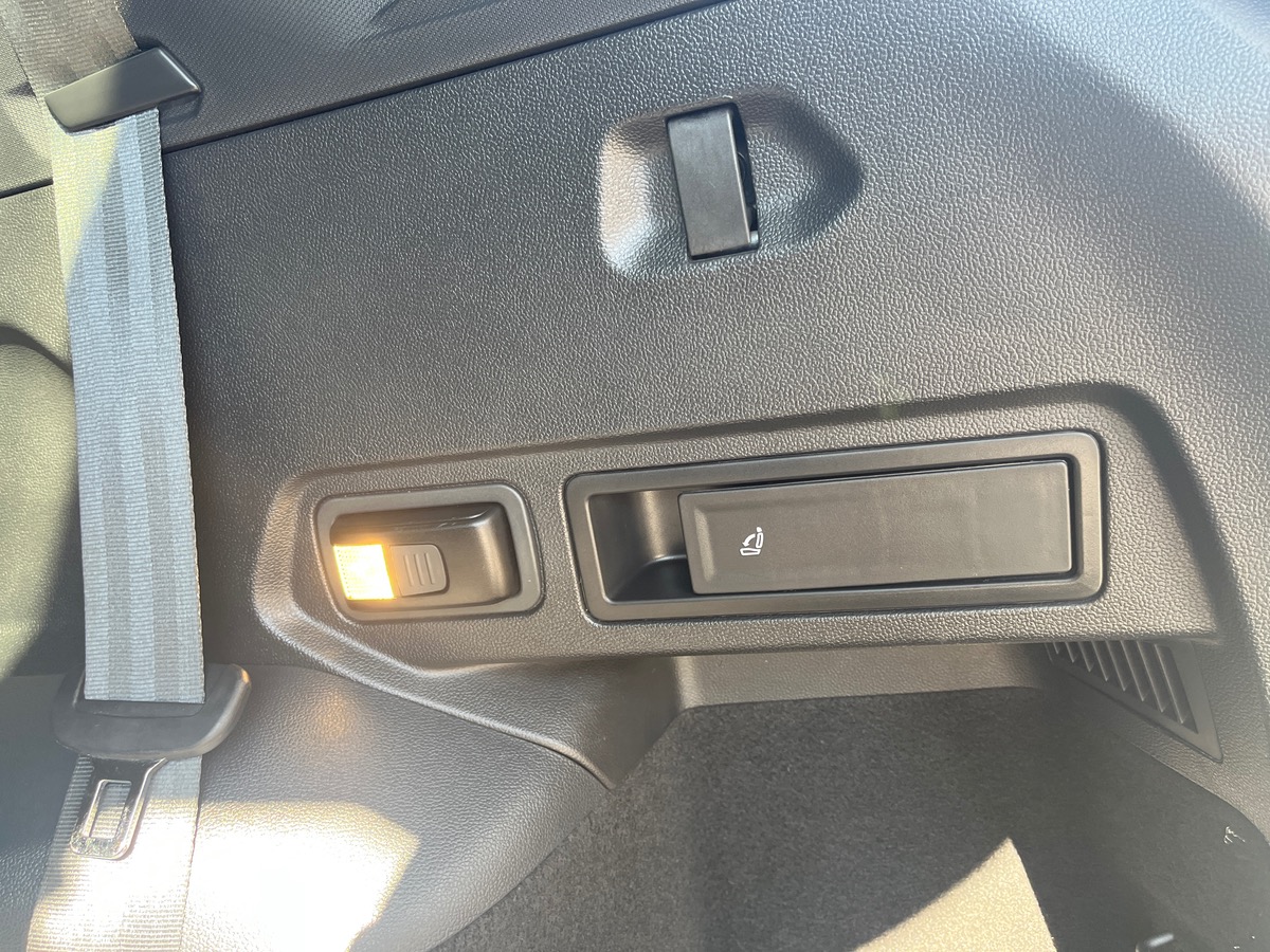 Volkswagen Tiguan Allspace 2.0 TDI 150ch R-Line DSG7, Suivi complet VW, Attelage électrique pivotant