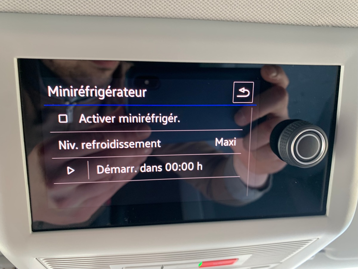 Volkswagen California 150 chevaux | Océan | Caméra de recul | Attelage amovible | Apple car play