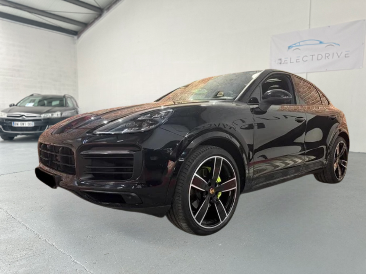 Porsche Cayenne Coupé 3.0 V6 E-HYBRID 462cv