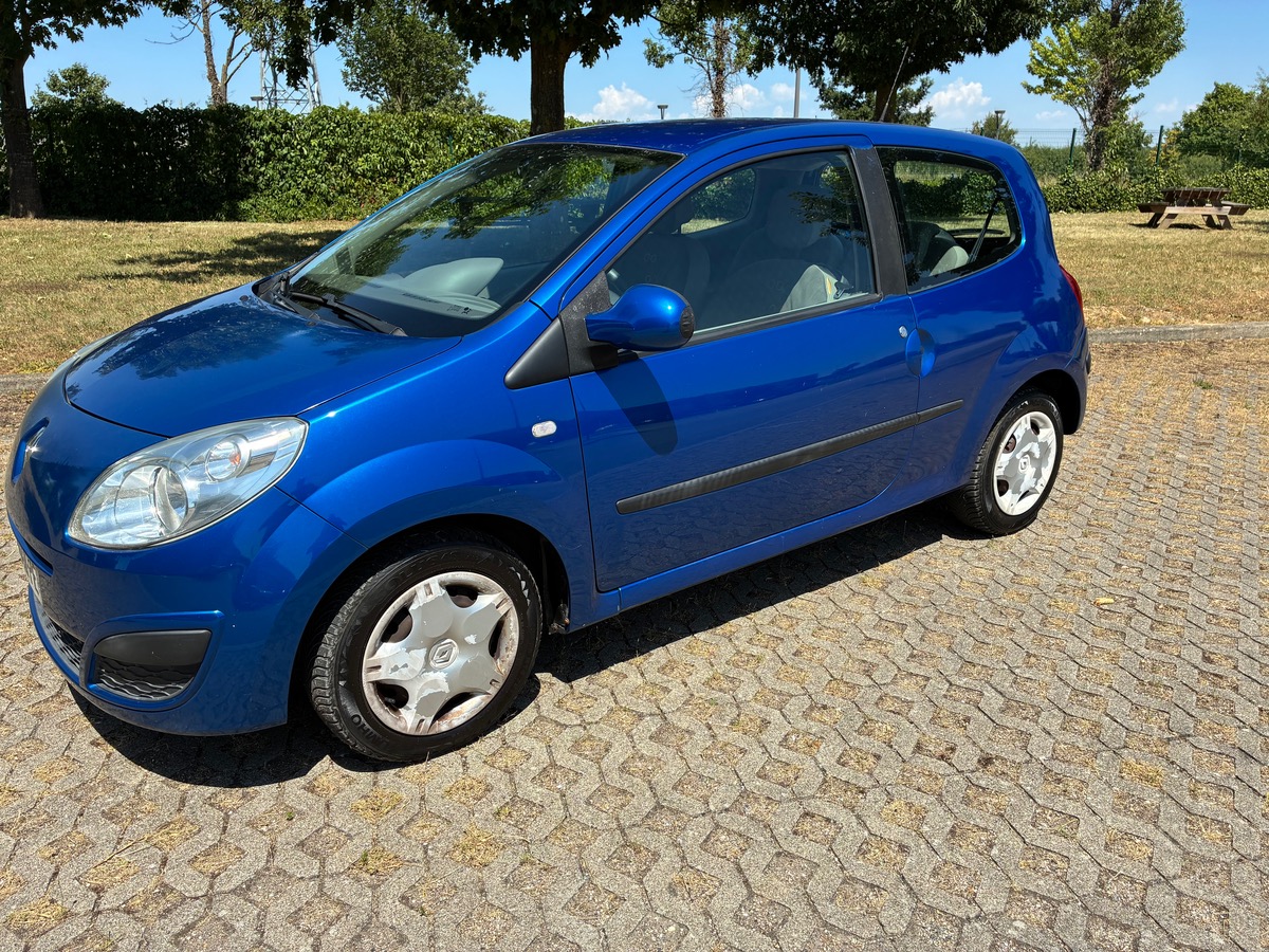 RENAULT Twingo