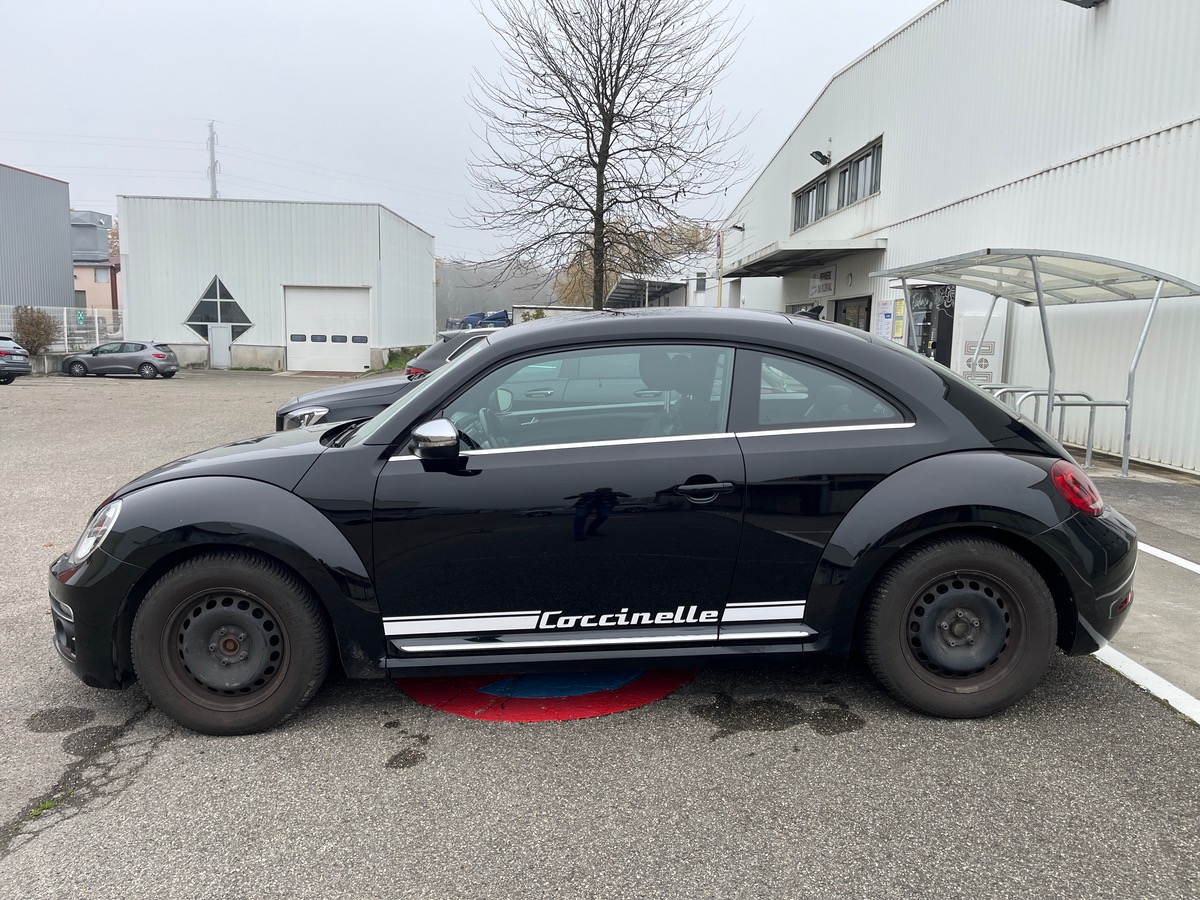 Volkswagen Beetle 1.2 TSI 105ch Coccinelle, Suivi complet, CarPlay, Caméra de recul, GPS