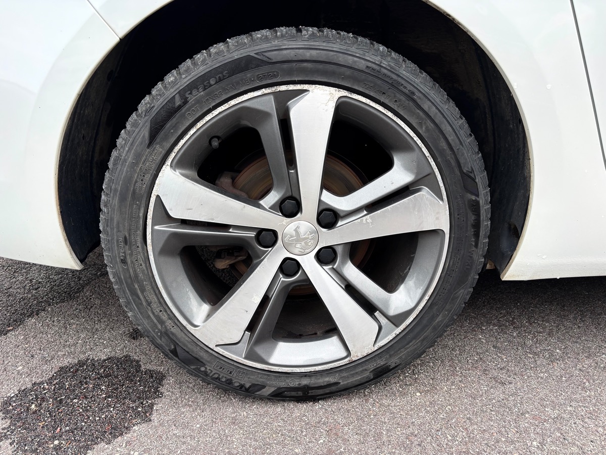 Peugeot 308 GT Line 2.0 Blue HDI 150 BVA