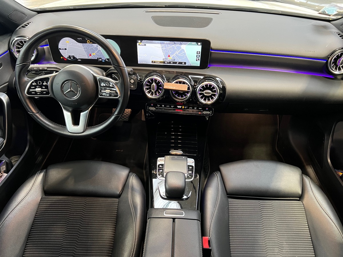 Mercedes-Benz Classe A IV 180 D 116 SENSATION PREMIUM PACK 7G-DCT