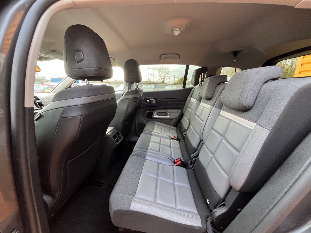 Citroën C5 Aircross 1.5 BlueHDi EAT8 130 SHINE PACK 1ERE MAIN TVA