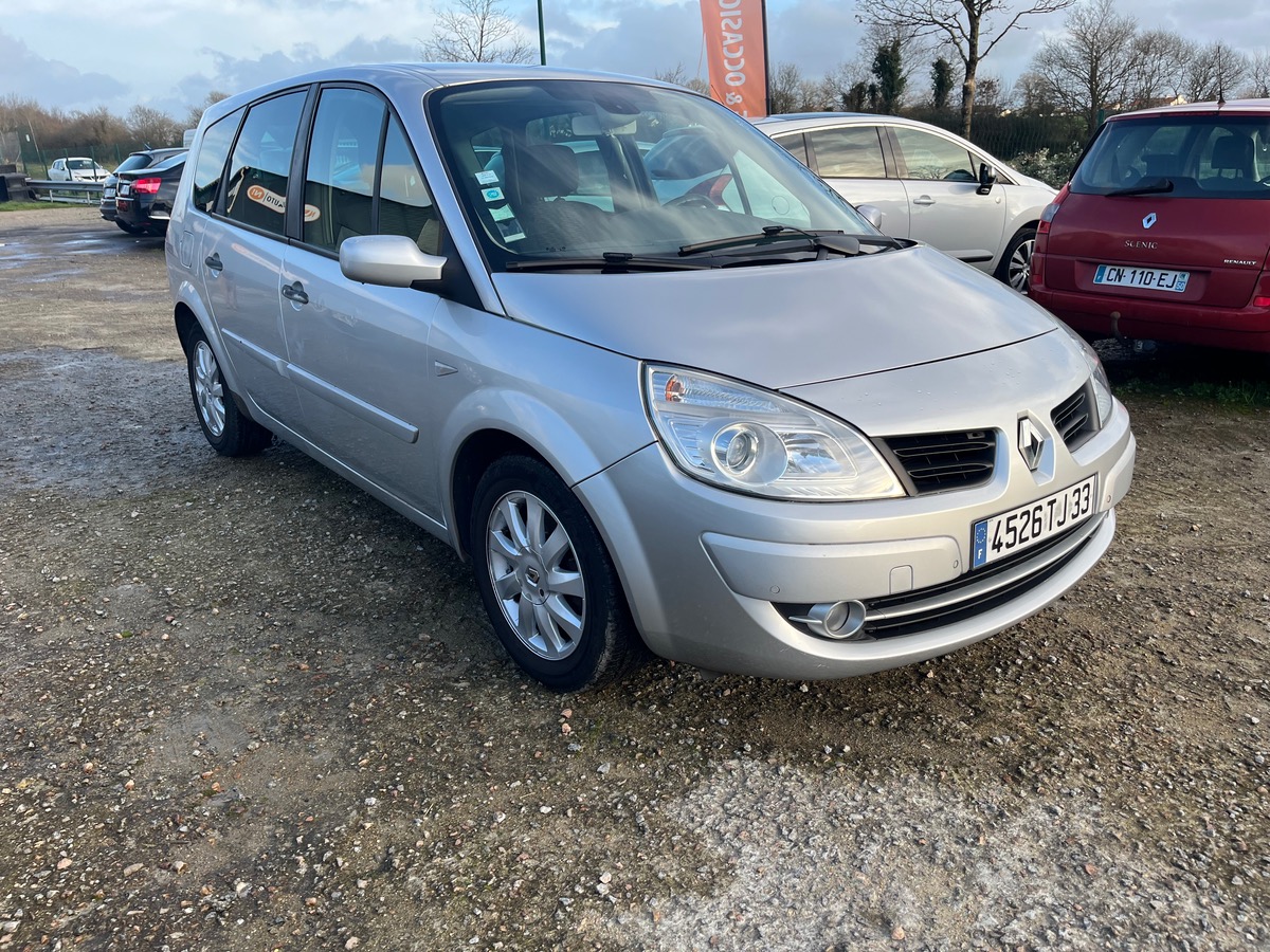 RENAULT Grand Scenic 2.0  dci