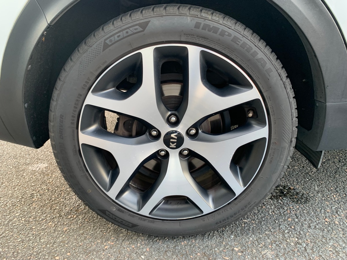 Kia Sportage 141 | GT LINE | Toit ouvrant panoramique | Caméra de recul | GPS | Régulateur vitesse