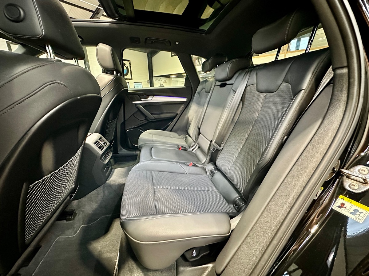 Audi Q5 II (2) 2.0 204 Quattro S Line Options++ n