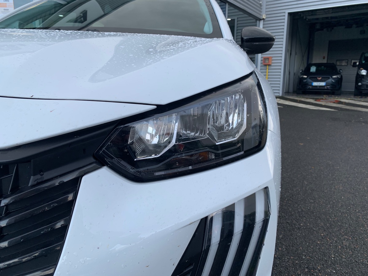 Peugeot 208 100 ch | Active | Aide stationnement arrière | Sièges avant chauffants | Écran tactile