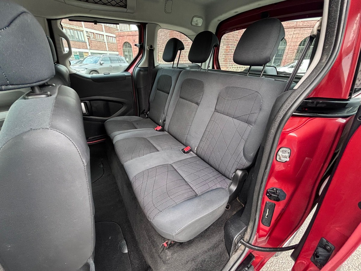 Peugeot Partner 1.6 HDI 75CH CONFORT