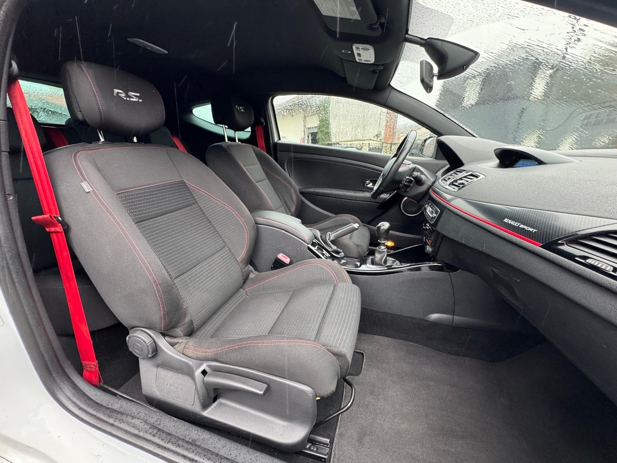 RENAULT Megane 3rs phase 2 2.0 265cv Sport/ RS Monitor