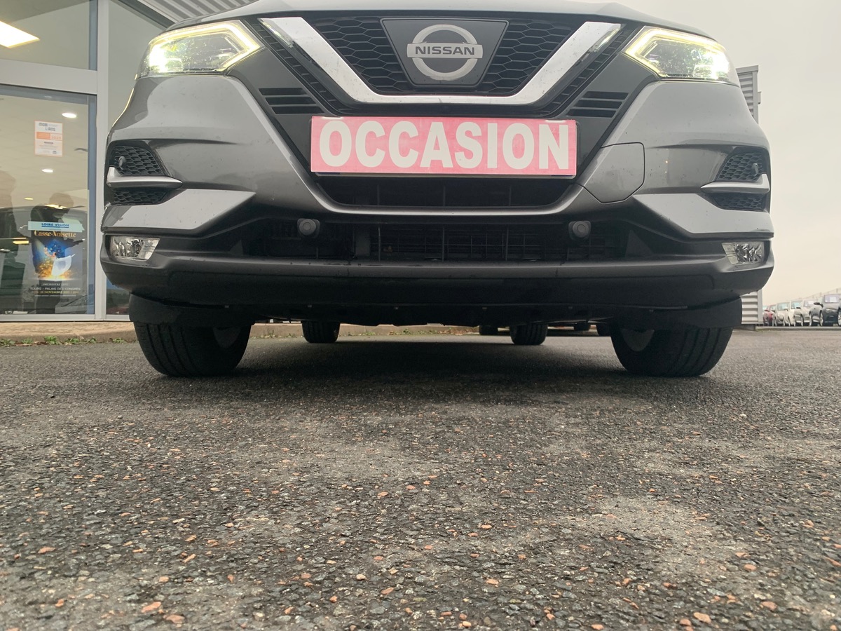 Nissan Qashqai 130 ch | Tekna | Toit Panoramique | Caméra 360° | GPS | Attelage | Barres de Toit